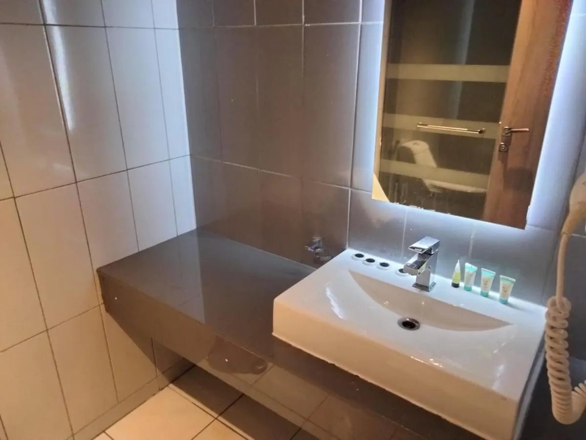 Al Mihrab Taiba Hotel Madinah Medina Saudi Arabia